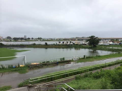 台風　グラウンド２.JPG