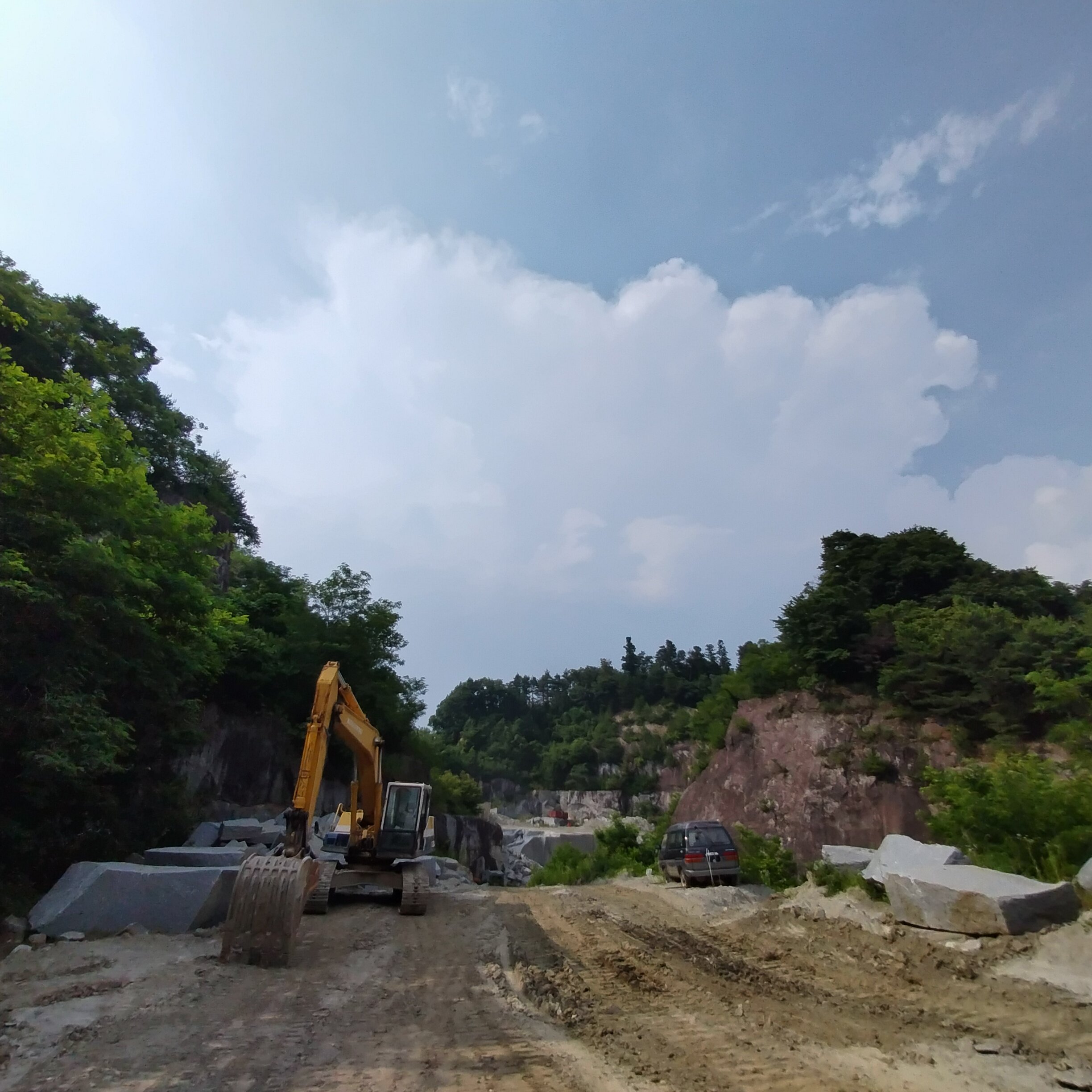 https://www.shonan-ls.co.jp/blog/stone/img/250702144747793.JPG